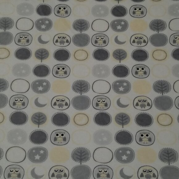 RN 119741 Owl Tree Stars Moon Fleece Baby Blanket Lovey Gray Yellow White SOFT - Picture 4 of 6